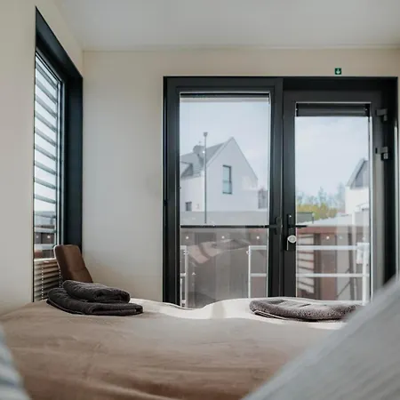 Hausboot Trinity - Lp5 *